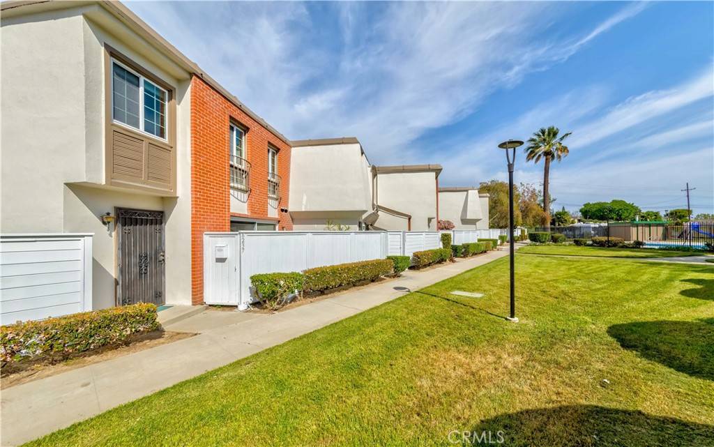 Buena Park, CA 90621,8237 Haseltine