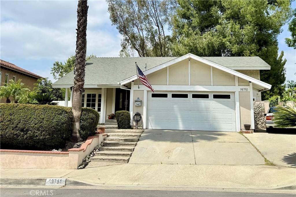 Yorba Linda, CA 92886,19751 Canyon DR