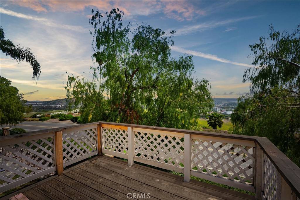 San Dimas, CA 91773,104 Calle Renata