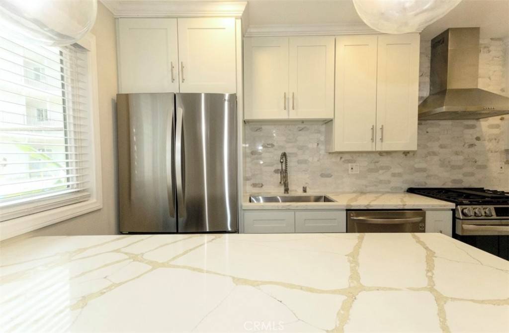 West Hollywood, CA 90069,9005 Cynthia ST #215