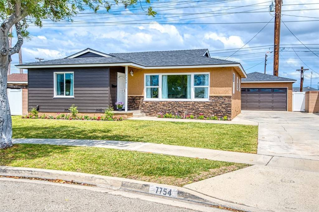 Buena Park, CA 90620,7754 La Casa Way
