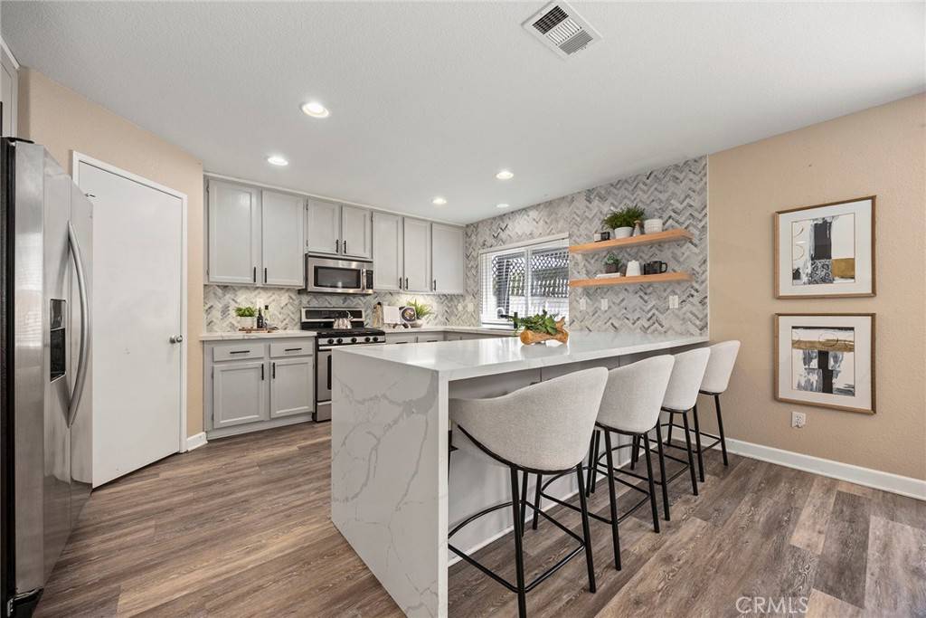 Escondido, CA 92025,1534 Rowan Gln