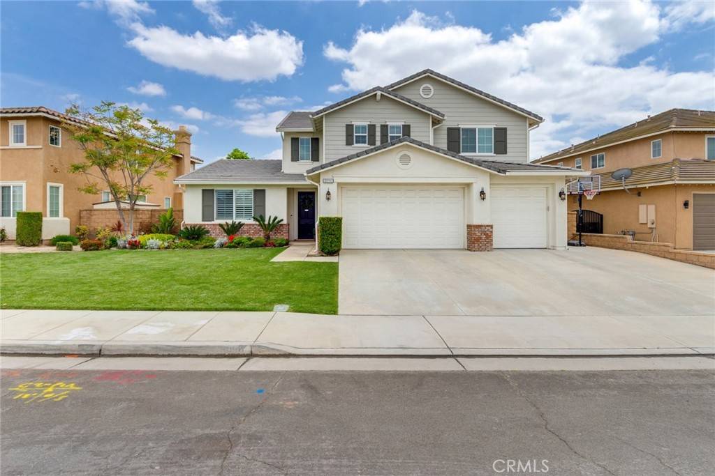 Eastvale, CA 92880,8096 Finch ST