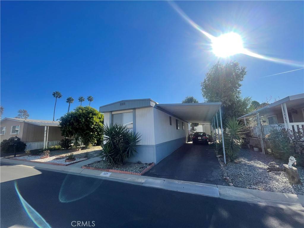 Riverside, CA 92503,3700 Buchanan ST #121