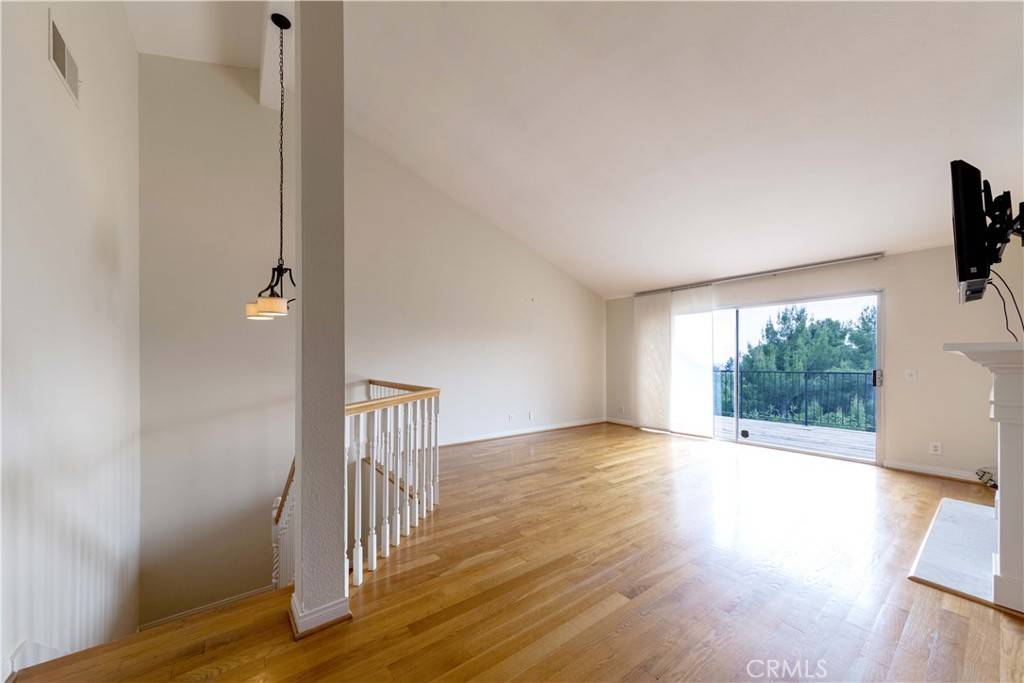 Porter Ranch, CA 91326,11449 Tampa AVE #139
