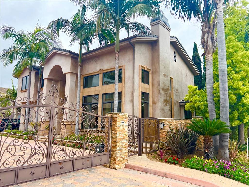 Costa Mesa, CA 92627,264 Santa Isabel AVE