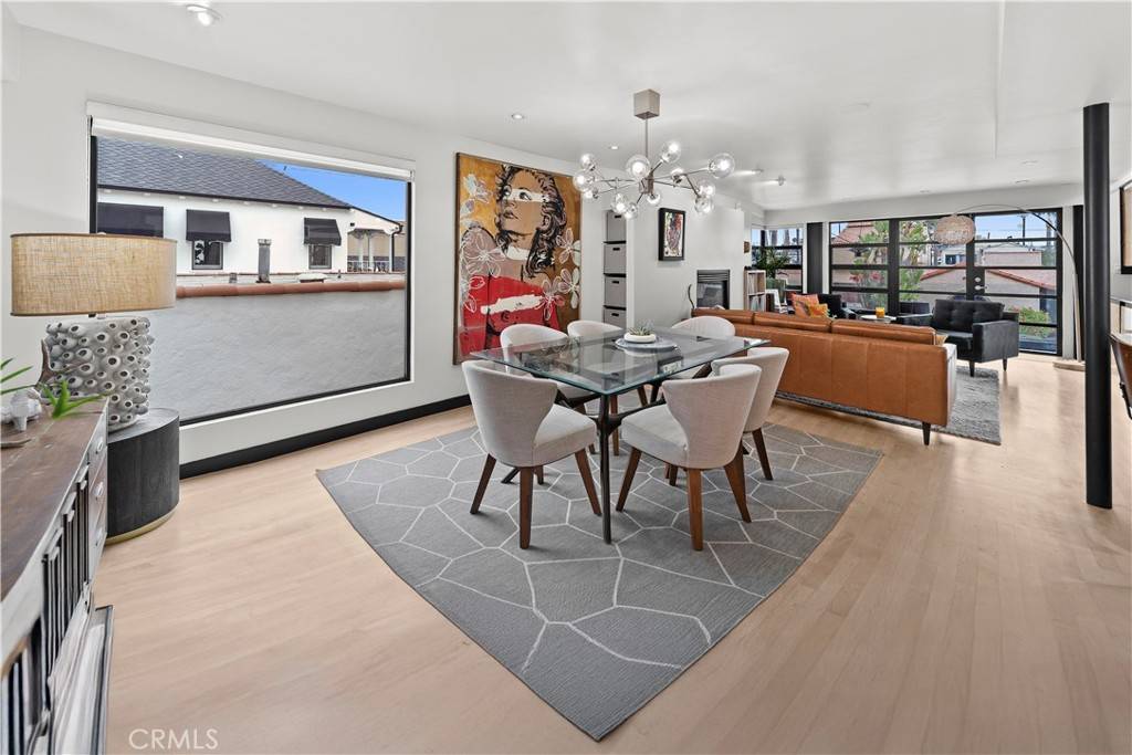 Long Beach, CA 90803,179 Santa Ana AVE