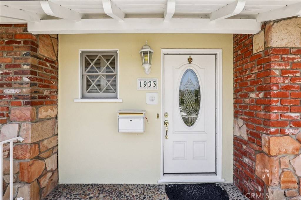 Anaheim, CA 92802,1933 S Janette LN