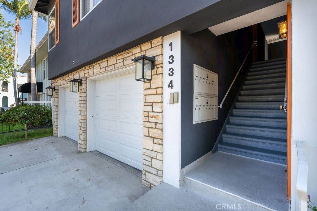 Long Beach, CA 90802,1334 E 1st ST #5
