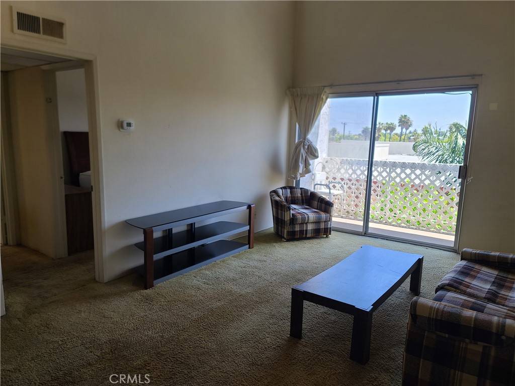 Long Beach, CA 90807,3565 Linden #331
