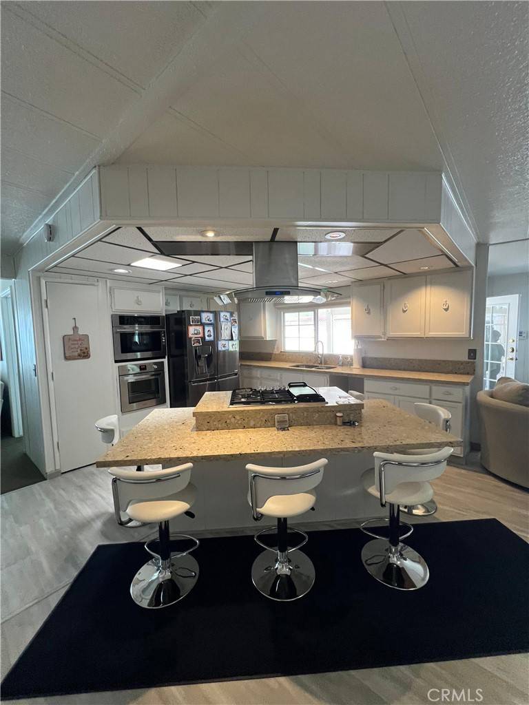 Anaheim, CA 92801,1919 W Coronet AVE #143