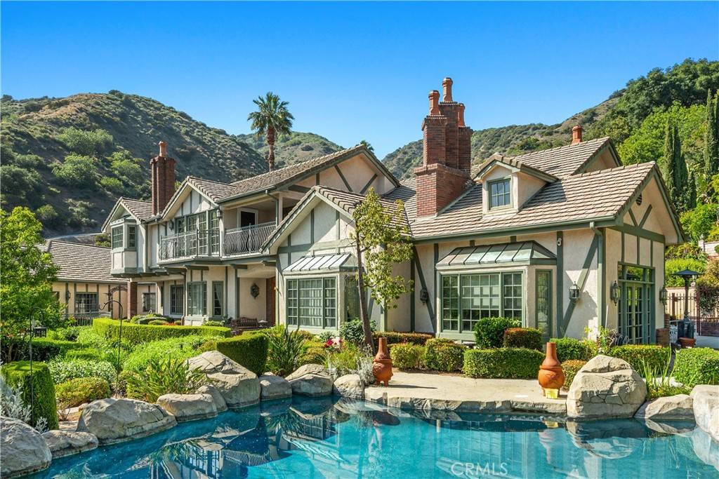 Glendora, CA 91741,1170 N Englewild Dr.