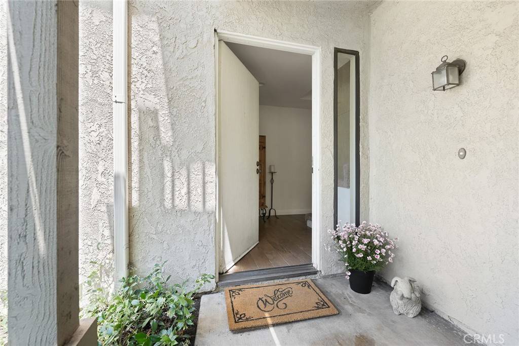 Tustin, CA 92780,16893 Stoneglass #91