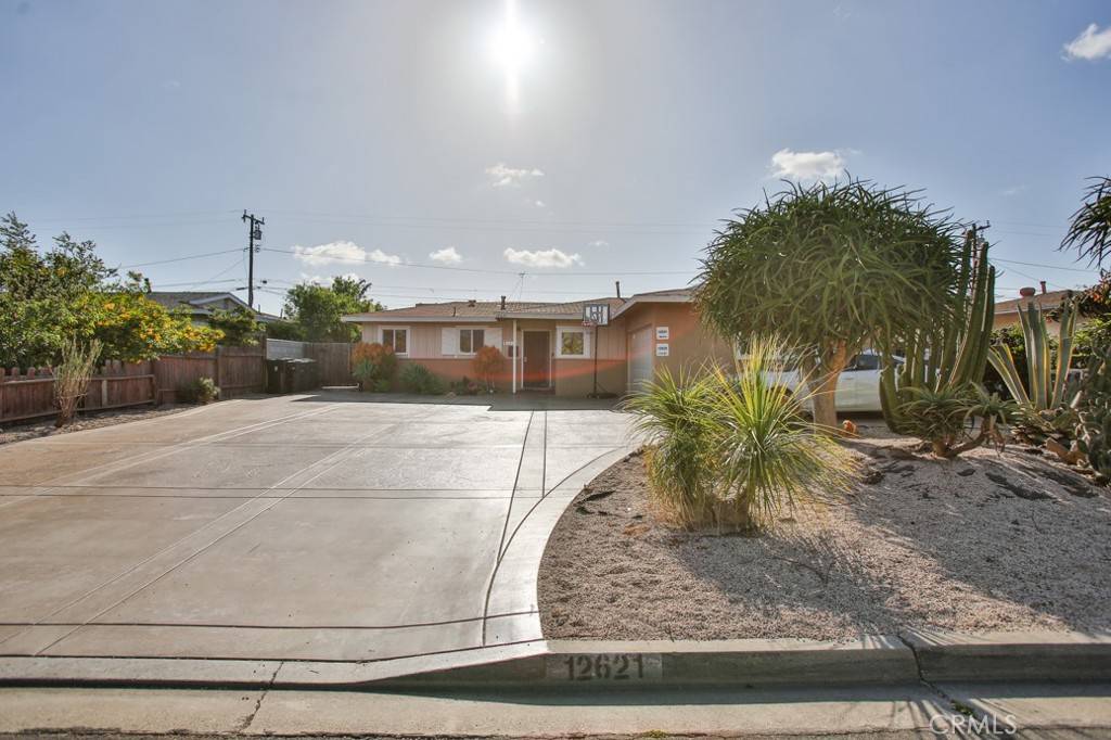 Garden Grove, CA 92840,12621 Sweetbriar DR