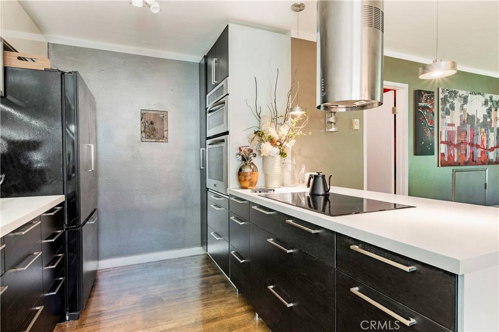 Long Beach, CA 90814,360 Obispo Avenue #15