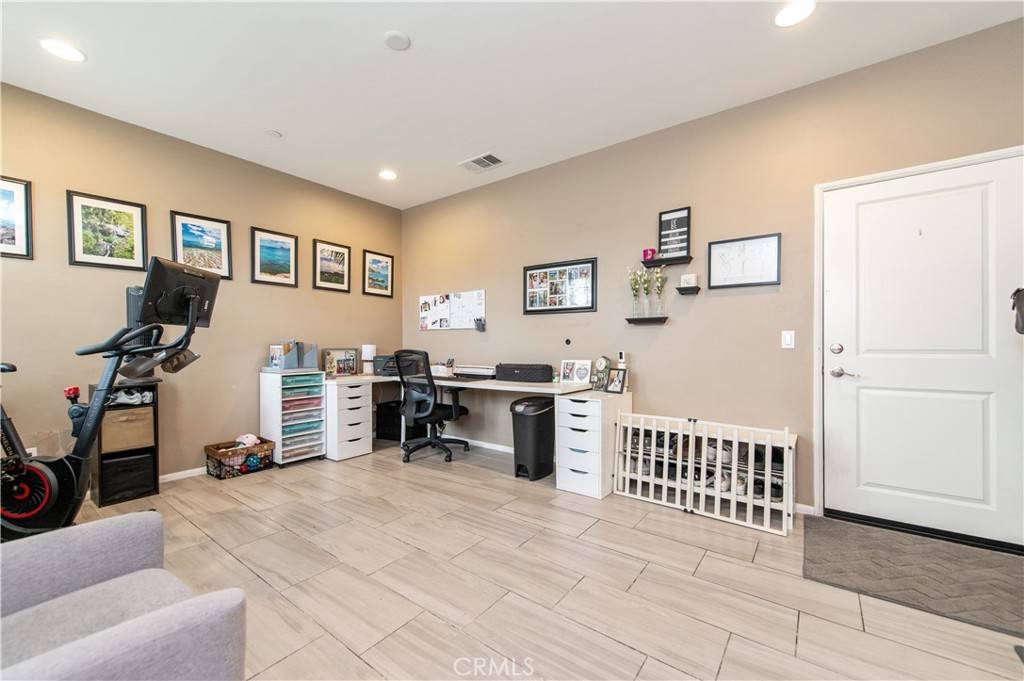 Eastvale, CA 91752,12440 Constellation ST