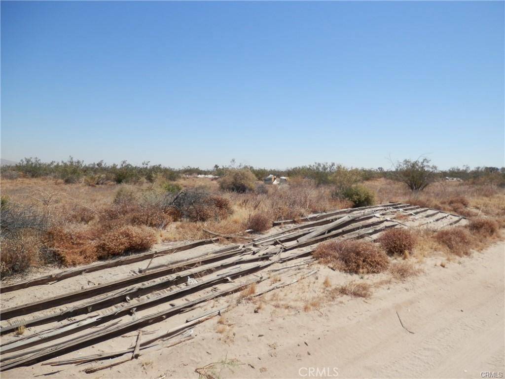 Palmdale, CA 93591,0 Ave T8 + 173rd St E ST E