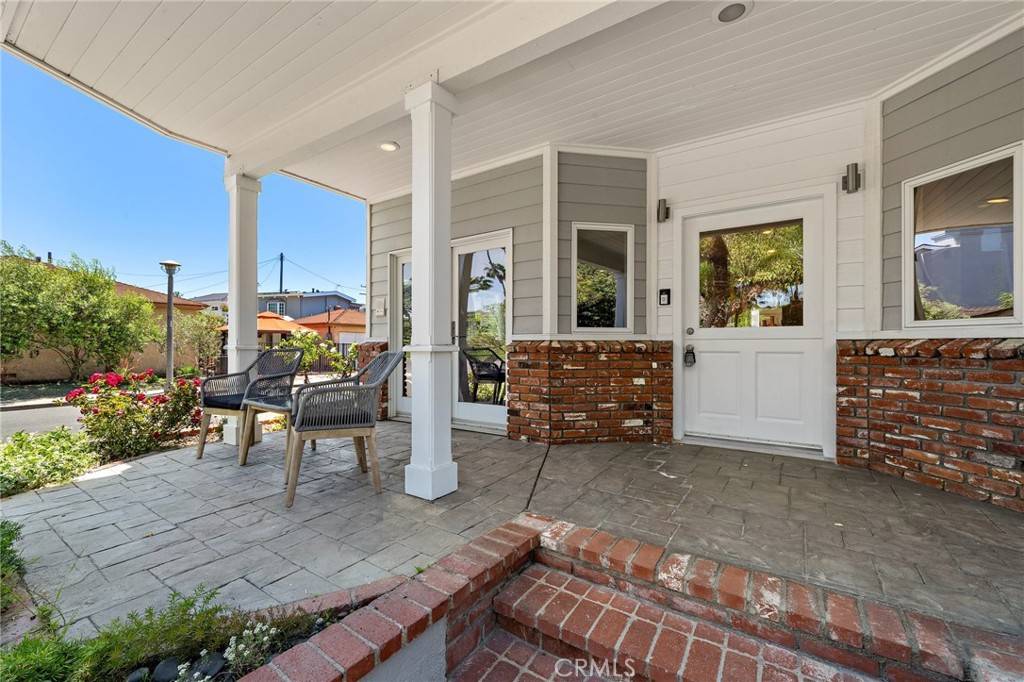Long Beach, CA 90803,5894 E Appian WAY