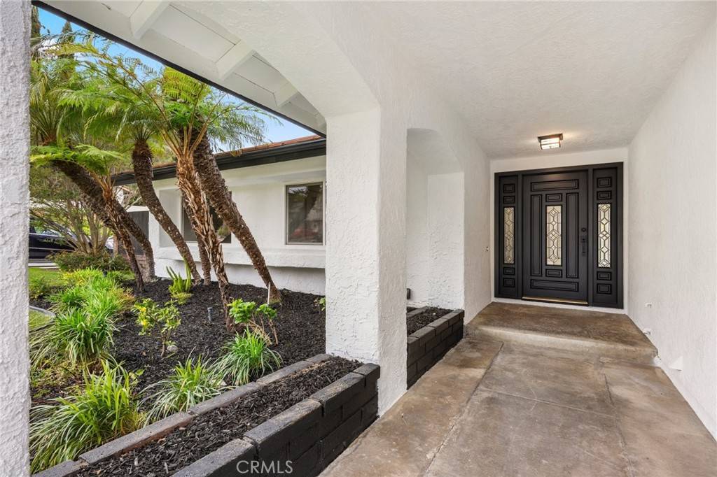 Yorba Linda, CA 92886,4592 Paloma LN