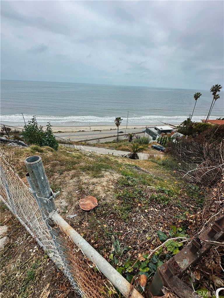 Pacific Palisades, CA 90272,17630 Posetano RD