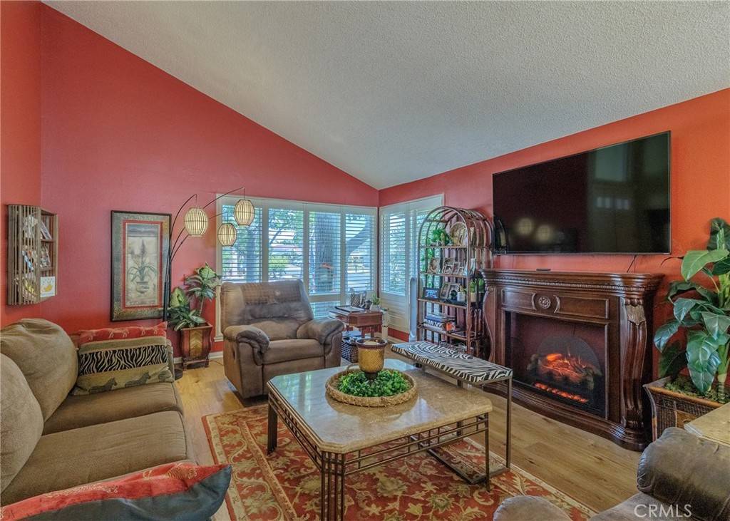 Santa Ana, CA 92704,2710 S Deegan DR
