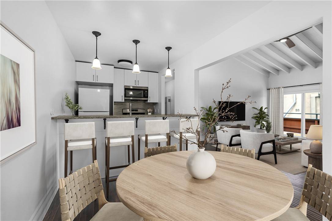 Santa Ana, CA 92707,1001 W Stevens AVE W #202