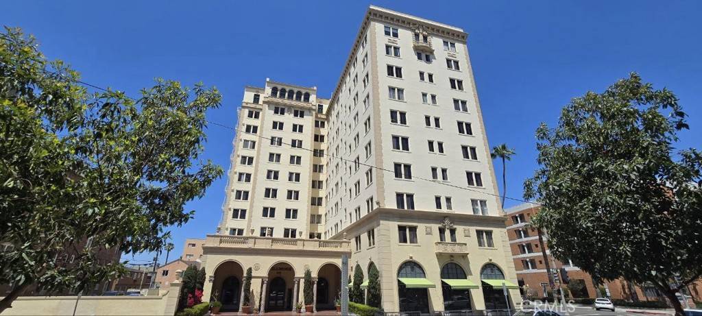 Long Beach, CA 90802,315 W 3rd ST #311