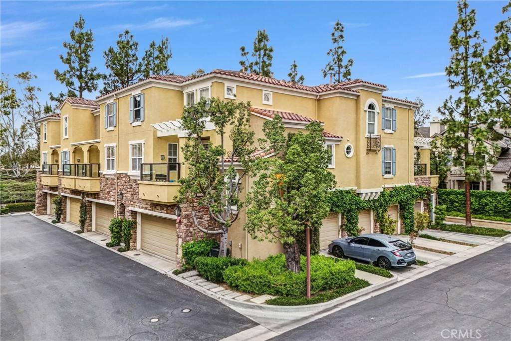 Irvine, CA 92602,702 Terra Bella