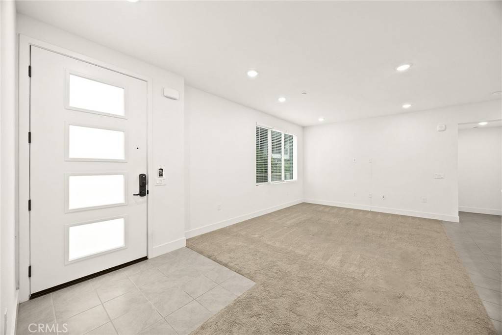 Tustin, CA 92782,16321 Dawn WAY #108