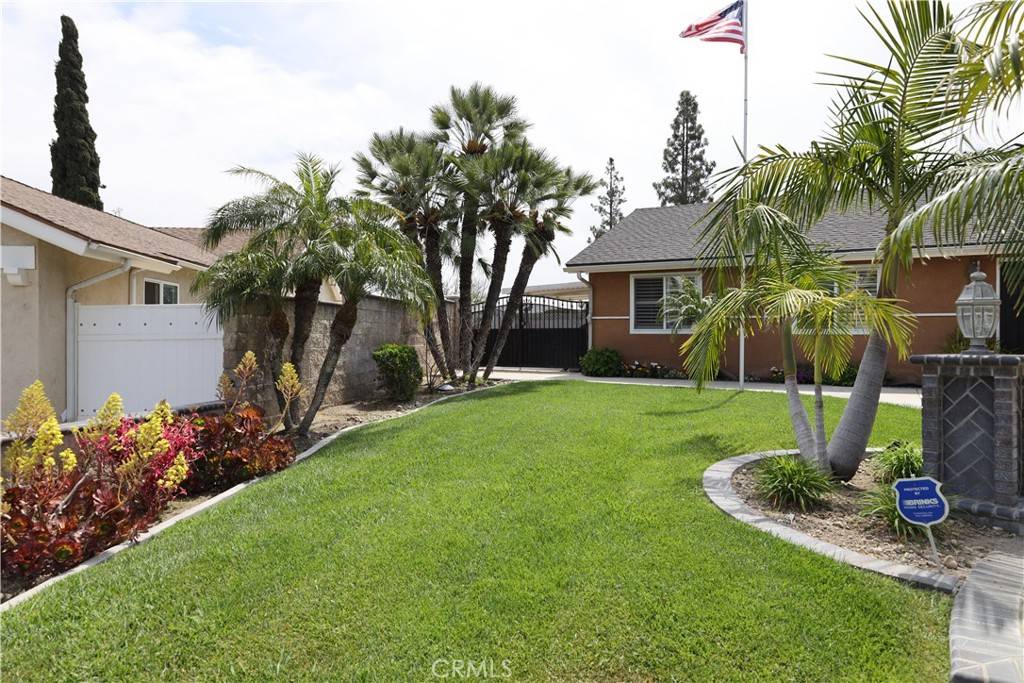 Yorba Linda, CA 92886,17532 Shane WAY