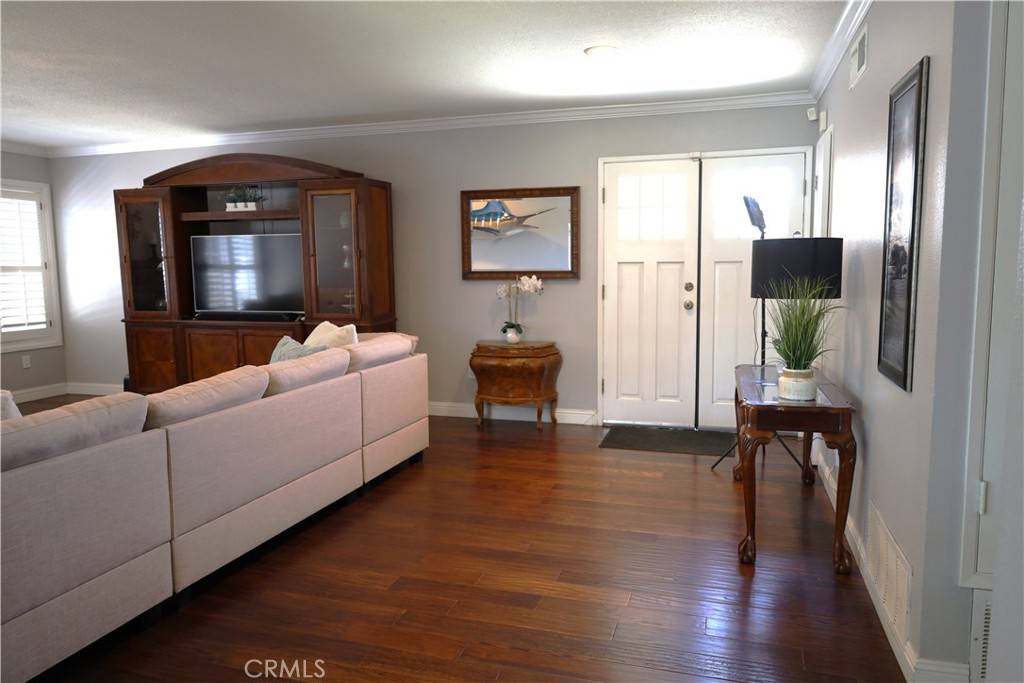 Yorba Linda, CA 92886,17532 Shane WAY
