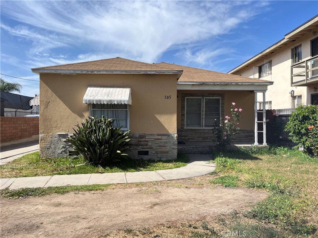 Santa Ana, CA 92707,105 E Pomona ST