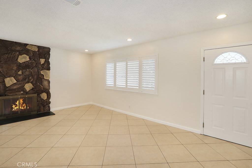 Stanton, CA 90680,8266 Palais RD