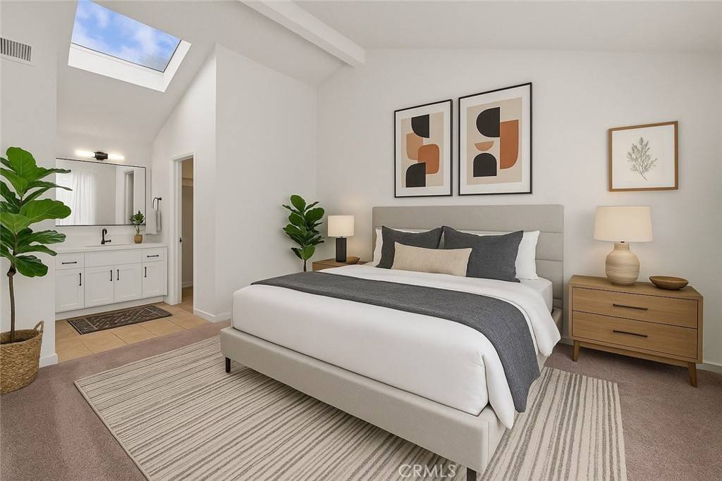Placentia, CA 92870,237 Oahu WAY