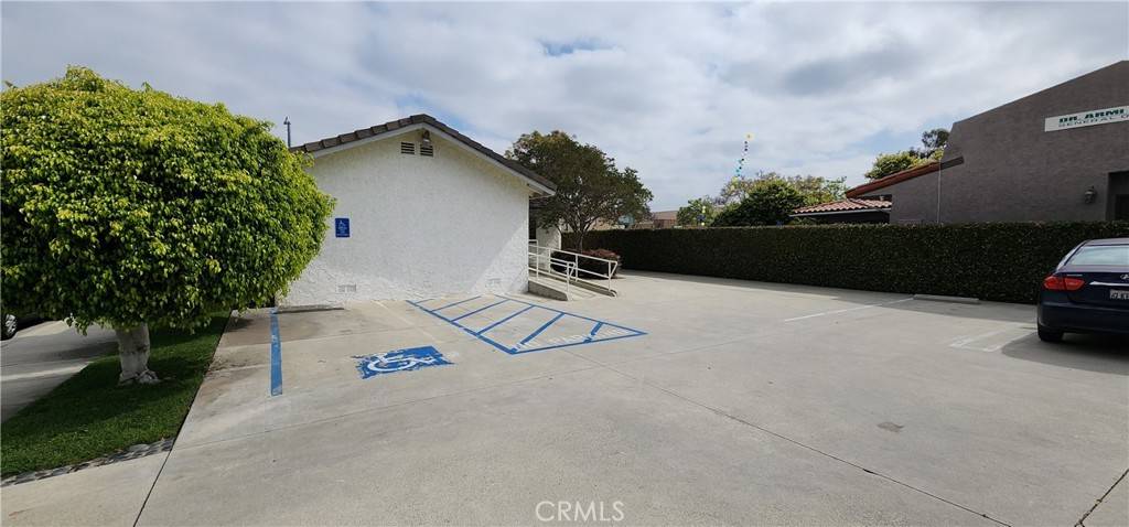 Cypress, CA 90630,5242 Lincoln AVE