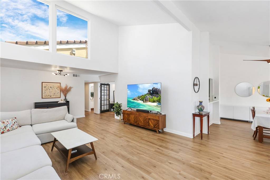 Lake Forest, CA 92630,24756 Sunset LN