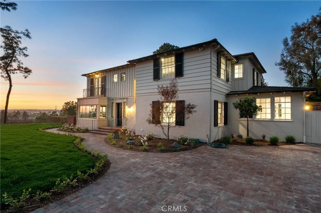 Long Beach, CA 90807,525 W Devon PL