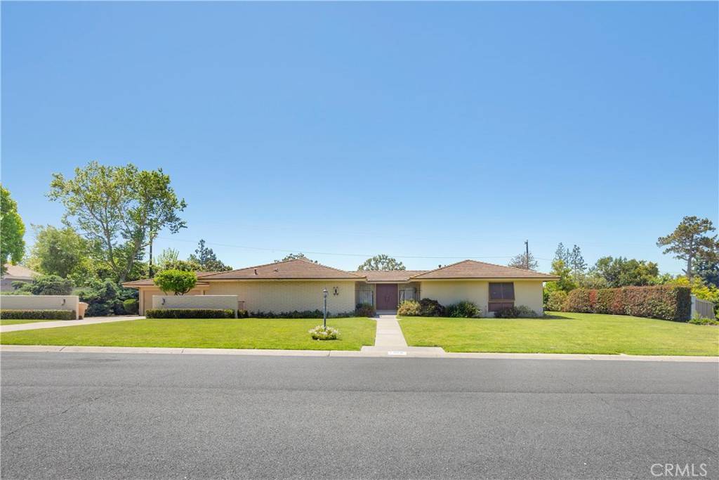 Villa Park, CA 92861,18132 James RD