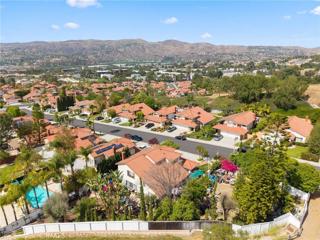Anaheim Hills, CA 92808,355 S Anise ST