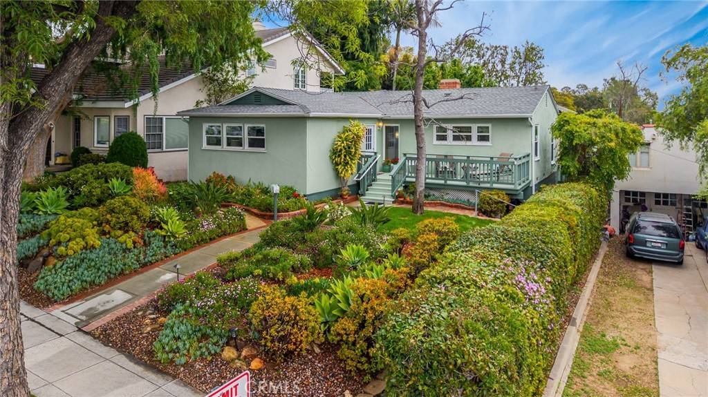 Fullerton, CA 92832,137 Hillcrest DR