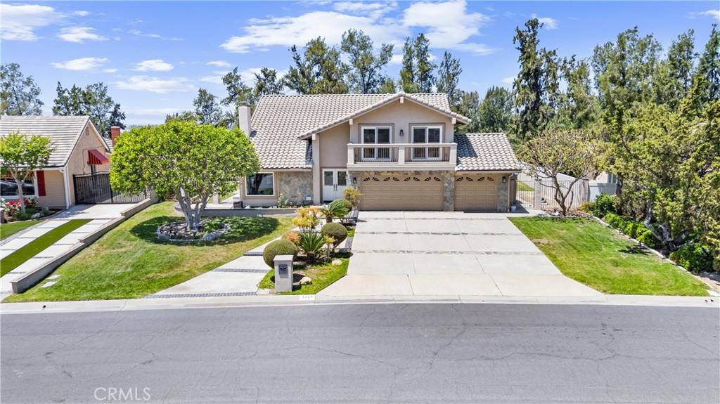 Yorba Linda, CA 92886,6421 Acacia Hill DR