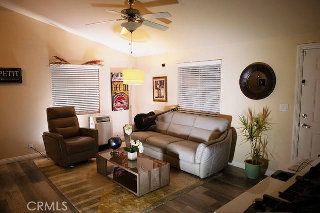 Costa Mesa, CA 92627,327 W Wilson ST #23