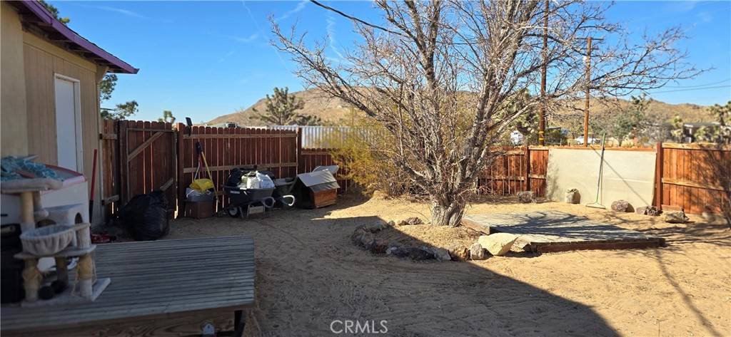 Apple Valley, CA 92307,26359 Nalatapa RD