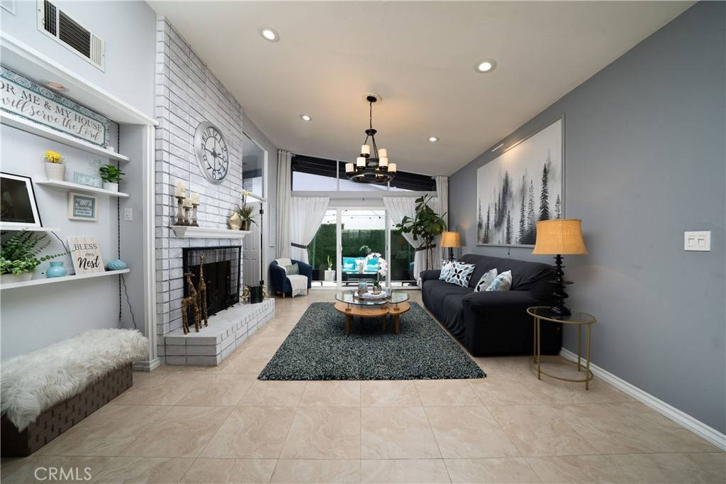 Lakewood, CA 90712,5158 Elderhall AVE
