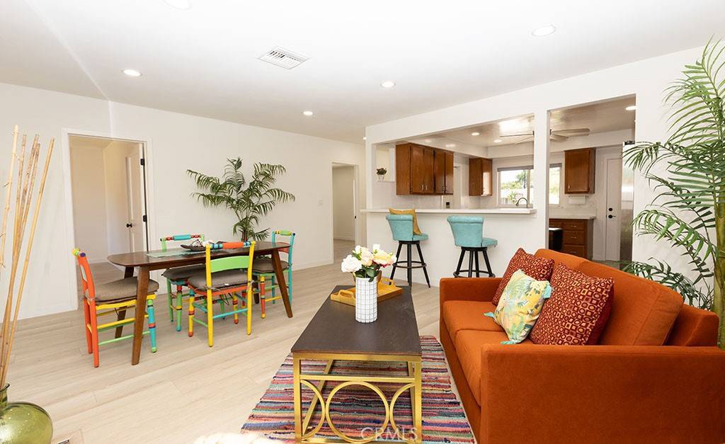 Fullerton, CA 92831,1537 E Brookdale PL