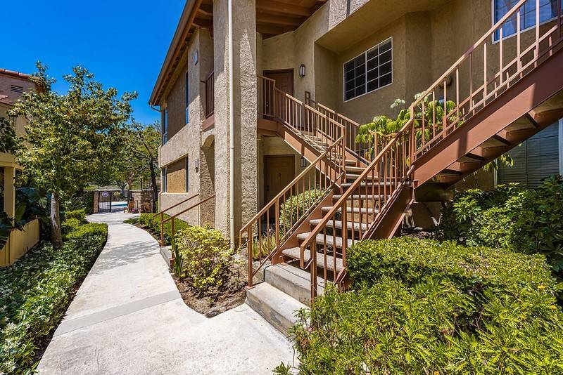 Yorba Linda, CA 92887,5140 Twilight Canyon RD #27H