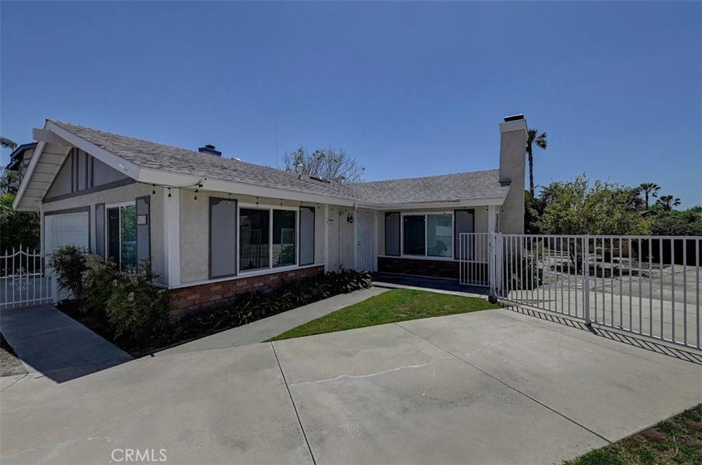 Highland, CA 92346,7672 Tonner CIR