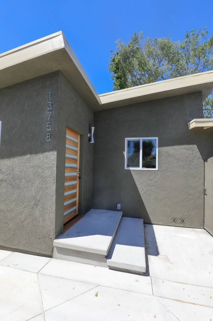Whittier, CA 90602,13758 Walnut