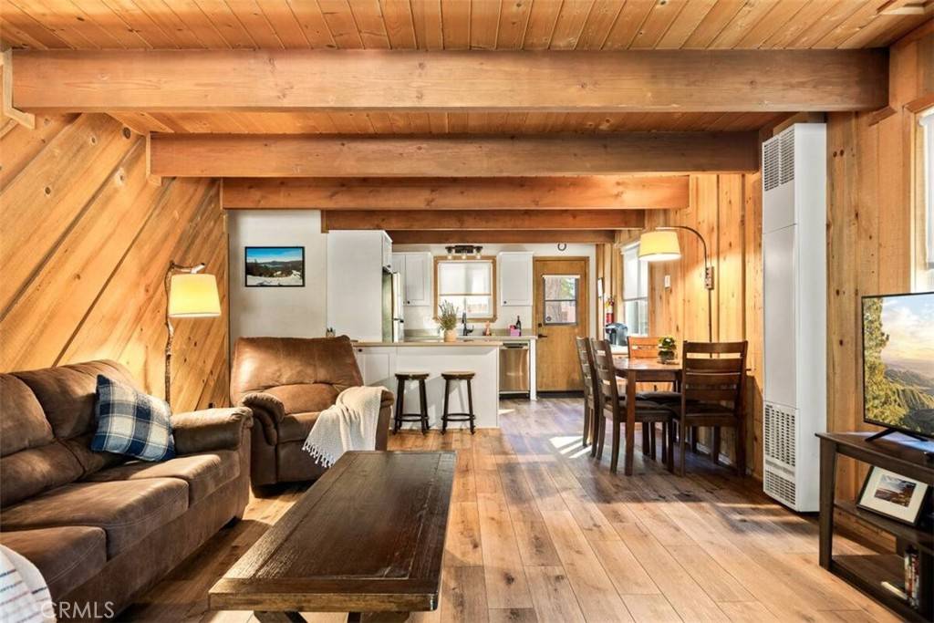 Big Bear Lake, CA 92315,561 Lakewood LN
