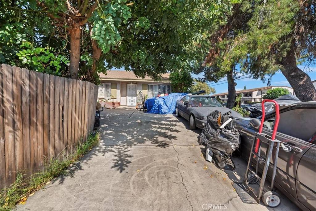 La Puente, CA 91744,435 Leverett AVE